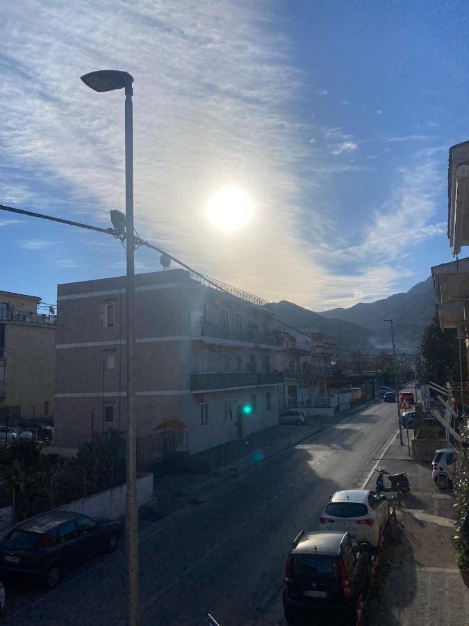 Apartamento Domus Melius Castellammare di Stabia Exterior foto
